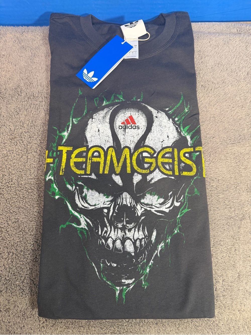 Adidas t-shirt teamgeist
Brand new - Picture 3 of 4